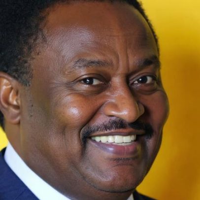 Morreu Piedade dos Santos, ex-vice-presidente de Angola