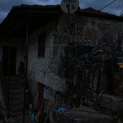 Casal de idosos intoxicado com fumaça em casa
