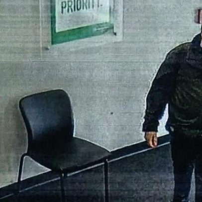 Chefe de polícia da Brown afastado após ataque que matou dois alunos