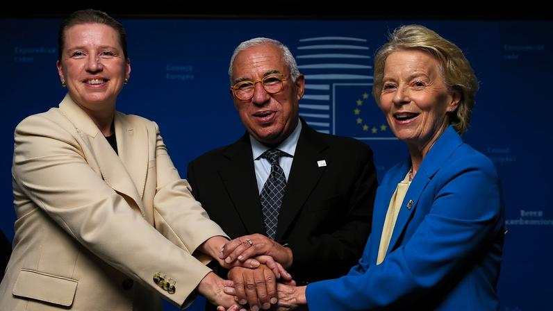 União Europeia aprova apoio de 90 mil milhões à Ucrânia