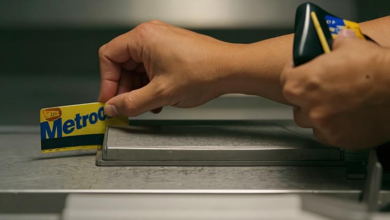 Nova Iorque substitui o MetroCard por sistema de pagamento por aproximação