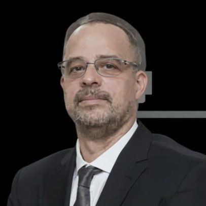 Duas dores de cabeça: nota editorial do Correio da Manhã