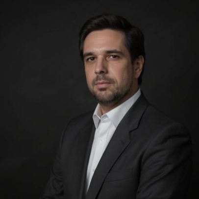 Paz continua distante, segundo fontes oficiais