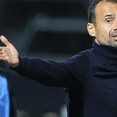 Hugo Oliveira comemora um ano ao leme do Famalicão e lidera tabela
