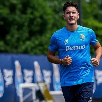 Deniz Gül evolui e fica perto de entrar nas contas para o V. Guimarães