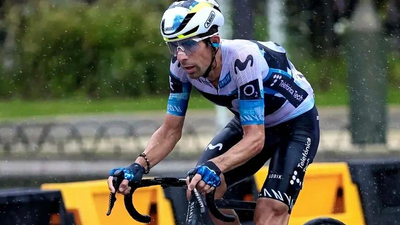 Nelson Oliveira, ciclista da Movistar