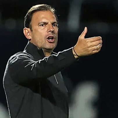 Sotiris Silaidopoulos pede consistência frente ao AVS SAD