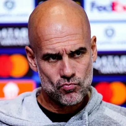 Guardiola dá dica a Xabi Alonso durante a Liga dos Campeões