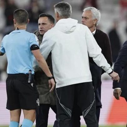 Mário Branco suspenso 68 dias por ameaça no final do jogo com Casa Pía