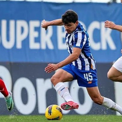 João Moreira fica no FC Porto até junho