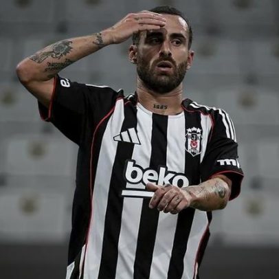 Besiktas já define substituto para Rafa Silva à saída do avançado
