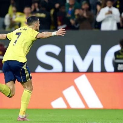 Cristiano Ronaldo marca pelo Al Nassr frente ao Al Wahda