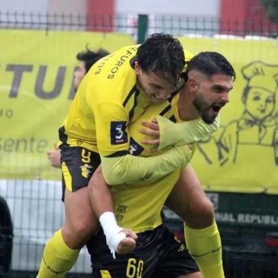 Fafe vence Lusitano de Évora e garante última vaga nos quartos da Taça