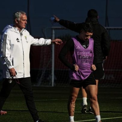 Prestianni fica desolado após dérbi com o Sporting e dirige-se à equipa