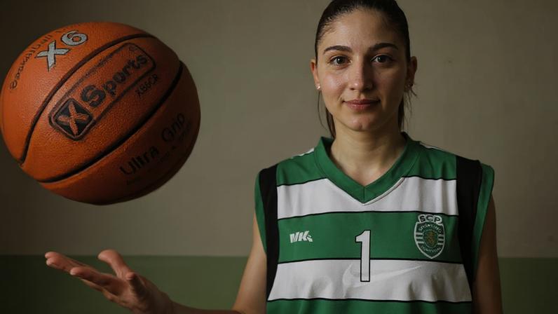 Inês Faustino apresentada no Sporting em 2015