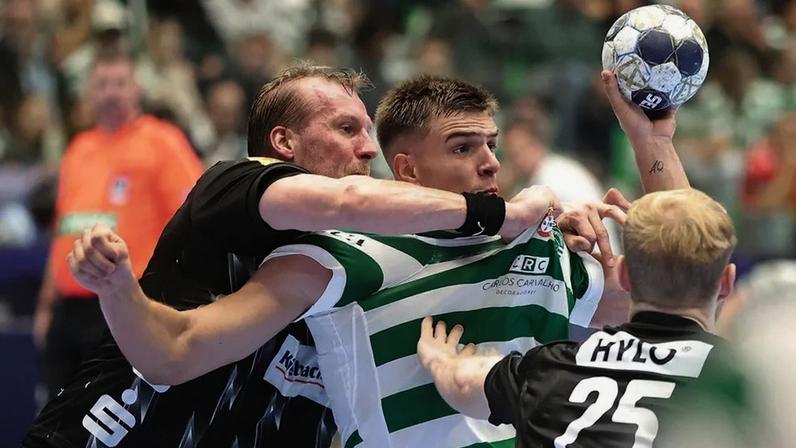Kiko Costa, jogador do Sporting, na mira do Barcelona