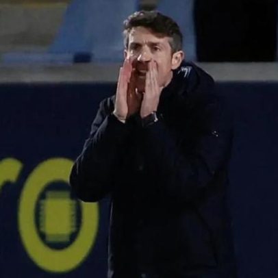 Vasco Seabra lamenta expulsão de jogador aos 15 minutos