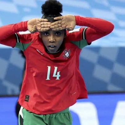 Lídia Moreira, artista portuguesa, no Mundial feminino de futsal