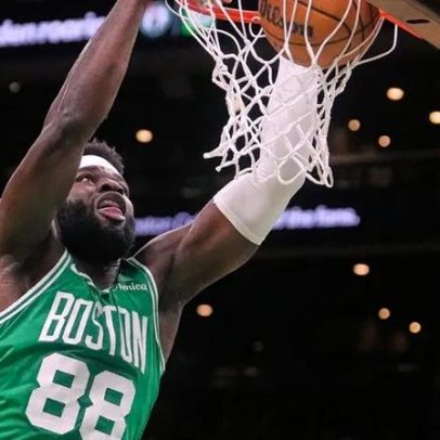 Treinador dos Indiana Pacers acusa Queta de lesionar adversário