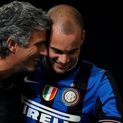 Sneijder quase chorou com decisão de Mourinho, recorda Inter