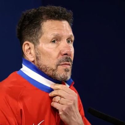 Simeone questiona por que Raphinha não ganhou a Bola de Ouro