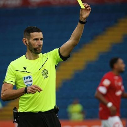 Duas derrotas em três jogos dos grandes marcam a época de António Nobre