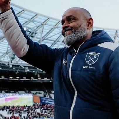 Nuno Espírito Santo pretende reunir-se com guarda-redes português