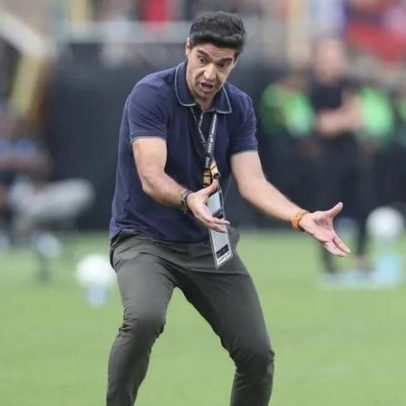Abel Ferreira renova contrato com o Palmeiras