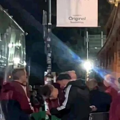 Gyökeres visto a assinar camisolas do Sporting em Craven Cottage