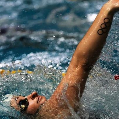 Camila Rebelo entra na final dos 100 m costas nos Europeus de piscina curta