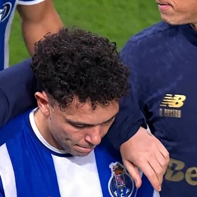 Pepê emociona-se após Porto-V. Guimarães, revela estar a atravessar momento difícil