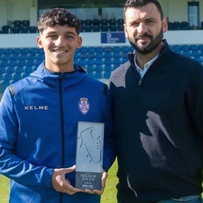 Gabriel Costa vence melhor jovem da 2.ª Liga e agradece ao míster