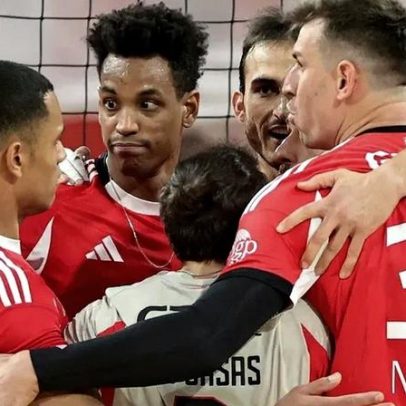 Benfica vence CA Madalena e aproxima-se do Sporting