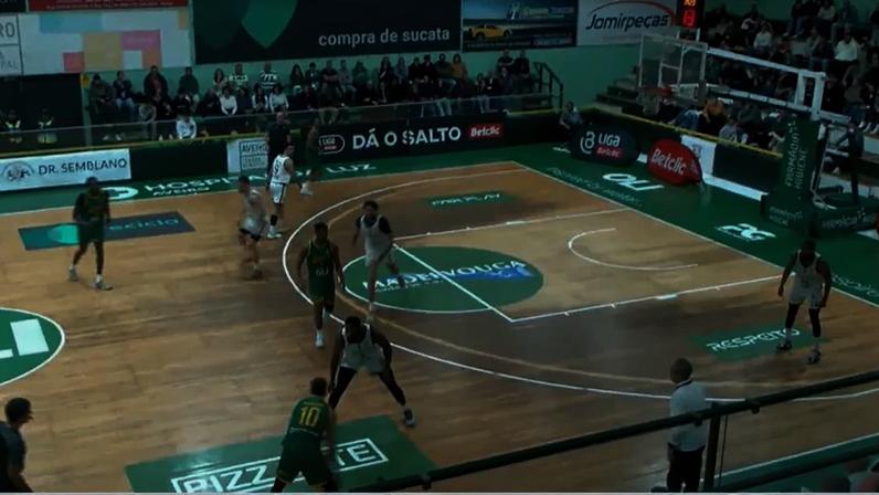 Jogo palpitante em Esgueira