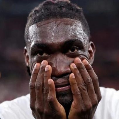 Tottenham suspende Bissouma pela segunda vez num ano