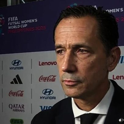 Jogadoras prometem regressar quatro anos para sermos campeões, diz Proença