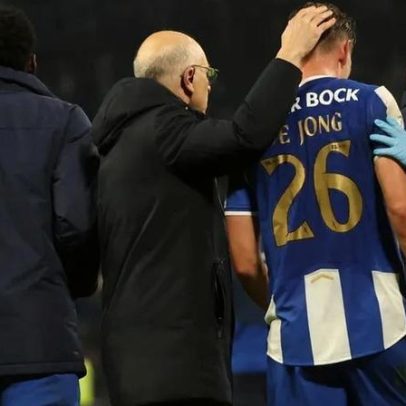 Luuk de Jong será operado na próxima semana