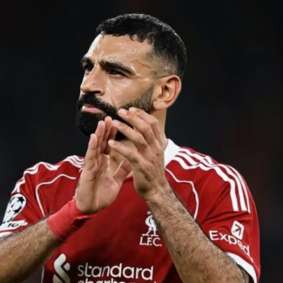 Figuras do Liverpool criticam Salah por achar que é demais para ficar no banco