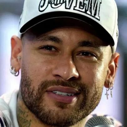 Neymar deixa futuro em aberto após anunciar pausa de uma semana