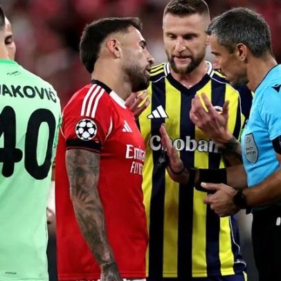 Árbitro esloveno Slavko Vincic apita Benfica-Nápoles