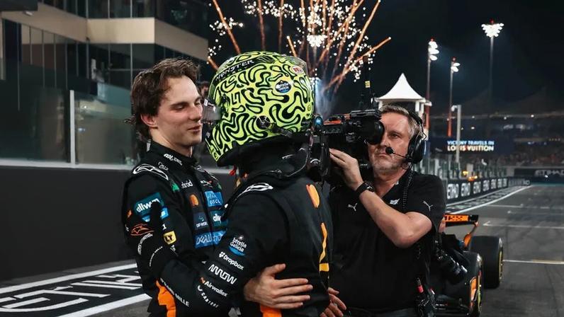 Oscar Piastri felicitou Lando Norris pela conquista do Mundial de Fórmula 1