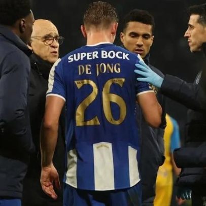 Luuk de Jong decide hoje se será operado ou seguirá tratamento conservador