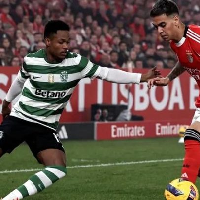 Enzo Barrenechea aprende e busca reação