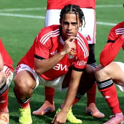 Duarte Soares marca golo que promete ficar na memória