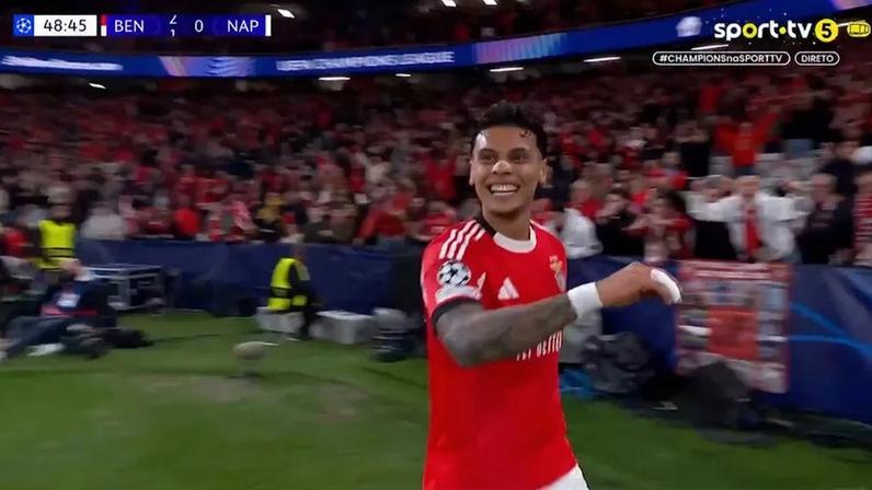 Ríos brilha e Barreiro marca golo de calcanhar diante do Nápoles