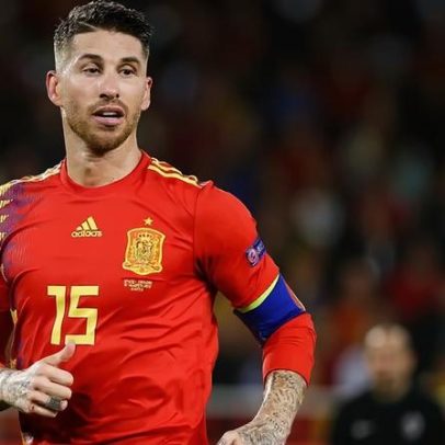Sérgio Ramos perto de assinar pelo Manchester United, dizem espanhóis