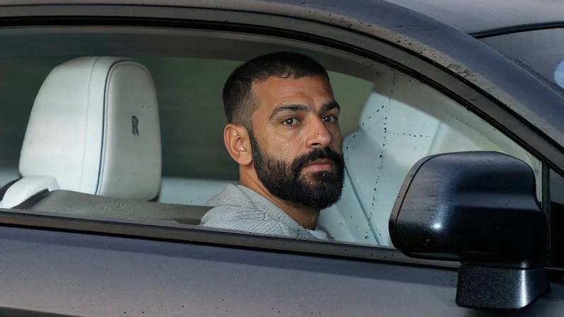 Salah tem um pé fora do Liverpool