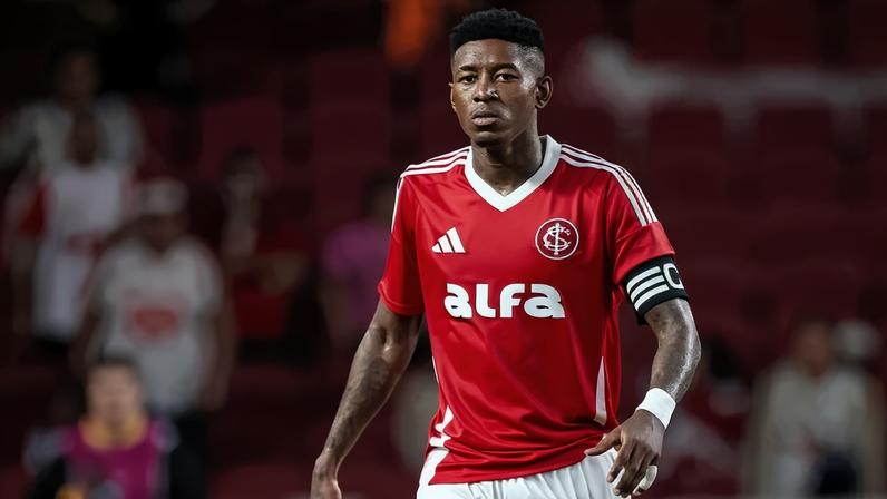 Vitão interessa a Benfica e Flamengo