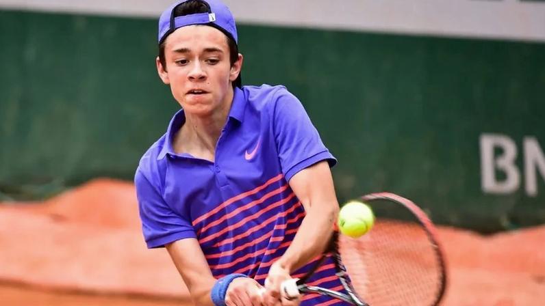 Quentin Folliot banido por resultados combinados