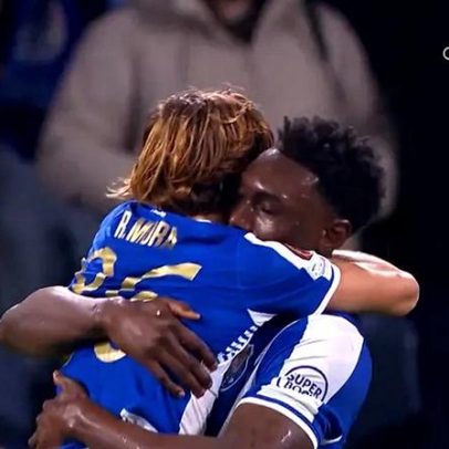 FC Porto adianta-se ao Malmö com golo de Samu após passe perfeito